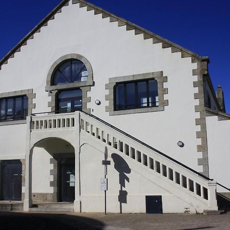 Ostal - Auberge De Jeunesse Concarneau Buitenkant foto